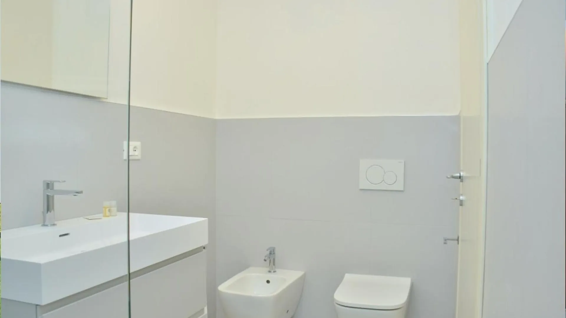 Bright White Flat In The Heart Of Bibione Apartment Italy